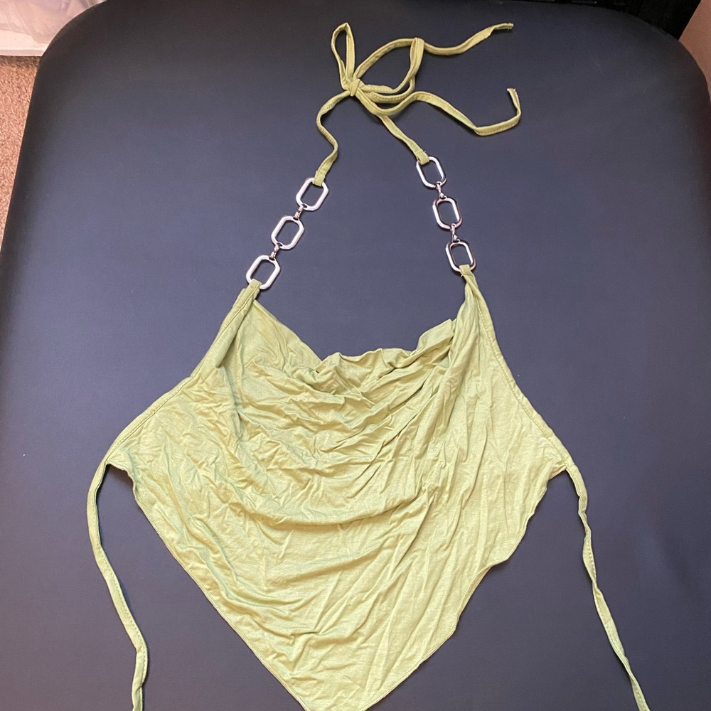Backless top